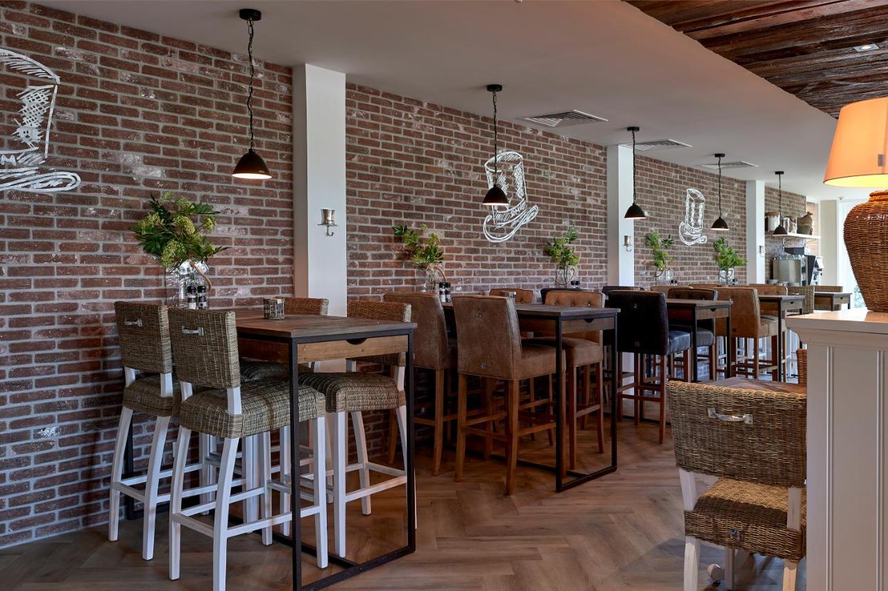 Hotel Heer Hugo 4*